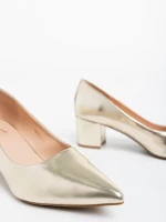 Дамски  обувки златисти  от екологична кожа Каz