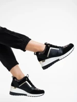 Дамски спортни обувки черни от екологична кожа Tyrina