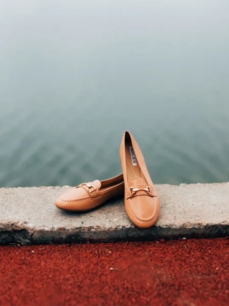 Дамски мокасини  камел от екологична кожа Hallam