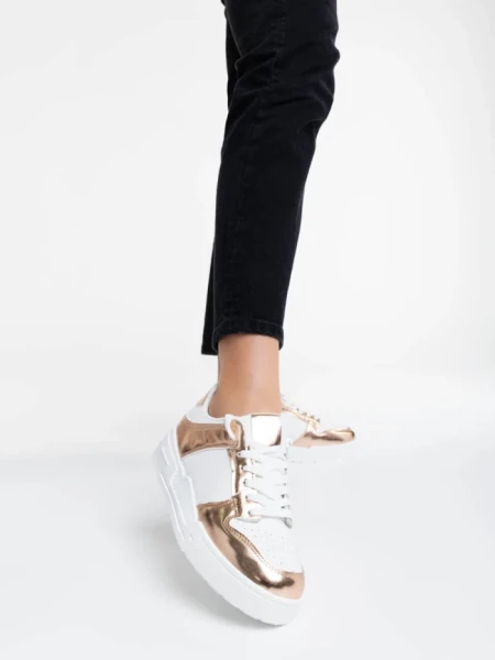 Дамски спортни обувки бели  с шампанско от екологична кожа Rumeysa