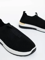 Дамски спортни обувки черни от текстилен материал Romeya