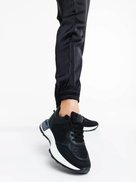 Дамски спортни обувки черни  от екологична кожа и текстил Romessa