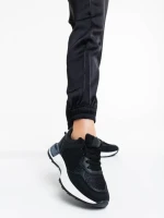 Дамски спортни обувки черни  от екологична кожа и текстил Romessa