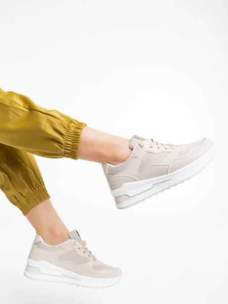 Дамски спортни обувки бежови от екологична кожа Rachana