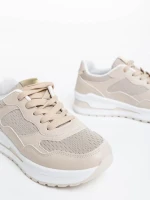 Дамски спортни обувки бежови от екологична кожа Rachana