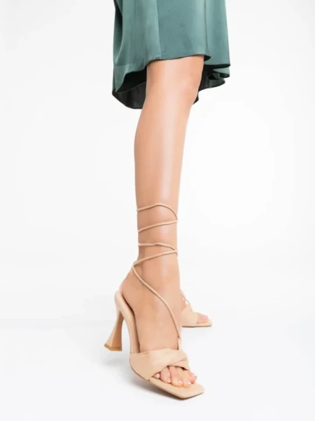 Дамски сандали телесен цвят от текстилен материал Shadia