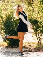 Дамски обувки с ток бели с черно от текстилен материал Sadiya