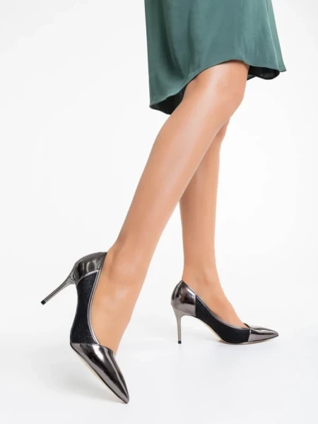 Дамски обувки с ток тъмносребристи от екологична кожа и текстилен материал Tanishka