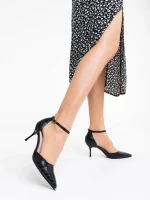 Дамски обувки с ток черни от екологична кожа Sarama