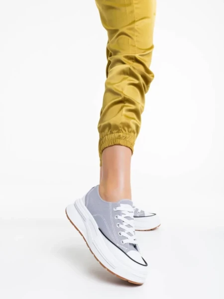 Дамски тенис обувки сиви от текстилен материал Daina