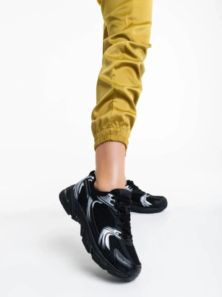 Дамски спортни обувки черни от текстилен материал Dunya