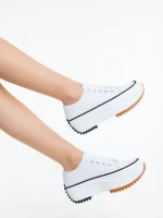 Дамски кецове бели от текстилен материал Lanaya