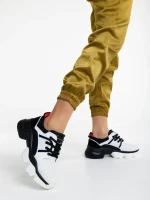 Дамски спортни обувки бели с черно от текстилен материал Nalini