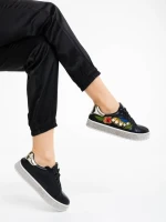 Дамски спортни обувки черни от екологична кожа Sonna