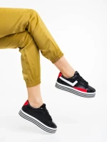 Дамски спортни обувки черни от екологична кожа Gratiela