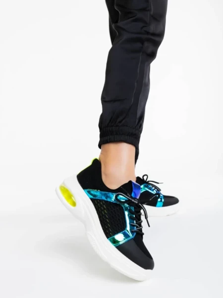 Дамски спортни обувки черни от текстилен материал Doina