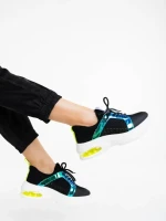 Дамски спортни обувки черни от текстилен материал Doina