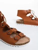 Дамски сандали камел от екологична кожа Makeena