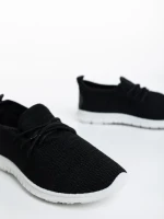 Детски спортни обувки черни от текстилен материал Winda