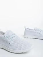 Детски спортни обувки бели от текстилен материал Winda