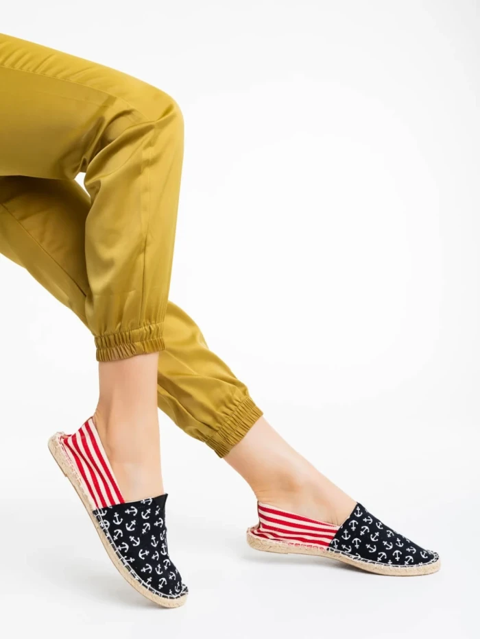 Дамски еспадрили черни и червени от текстилен материал Anaida