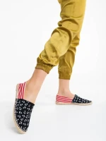 Дамски еспадрили черни и червени от текстилен материал Anaida