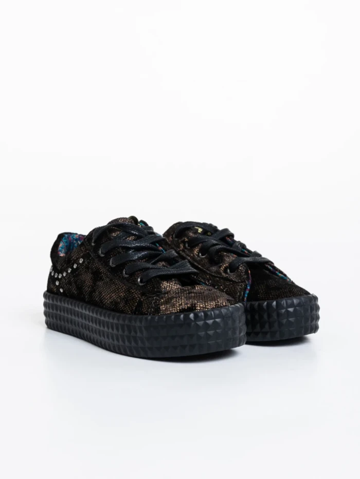 Детски кецове черни със златисто от текстилен материал Zian