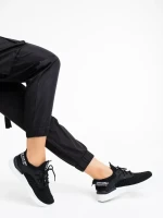 Дамски спортни обувки черни от текстилен материал Louane