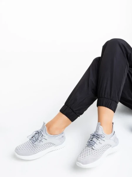 Дамски спортни обувки сиви от текстилен материал Louane