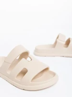 Дамски чехли бежови от синтетичен материал Mika