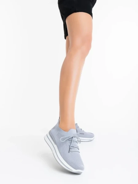Дамски спортни обувки сиви от текстилен материал Taormina