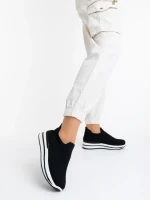 Дамски спортни обувки черни от текстилен материал Denisia