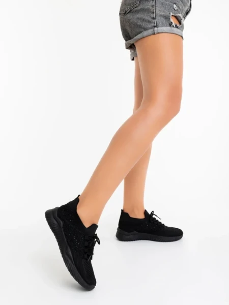 Дамски спортни обувки черни от текстилен материал Kallie