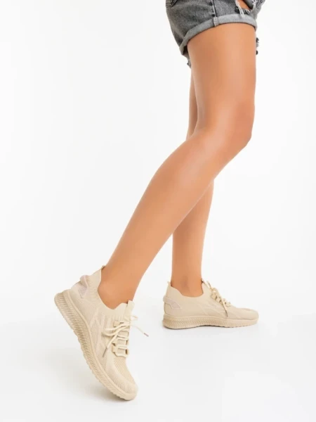 Дамски спортни обувки бежови от текстилен материал Lizbeth