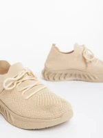Дамски спортни обувки бежови от текстилен материал Kaylie