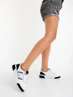 Дамски спортни обувки черни от екологична кожа Pricilla