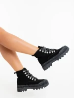 Дамски спортни обувки  черни от текстилен материал Jenima