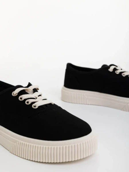 Мъжки спортни обувки черни от текстилен материал Macario