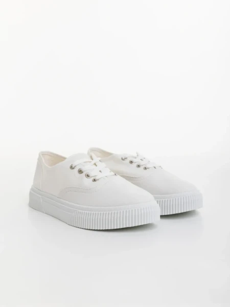 Мъжки спортни обувки бели от текстилен материал Macario