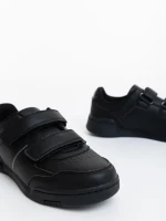 Дамски спортни обувки черни от екологична кожа Evire