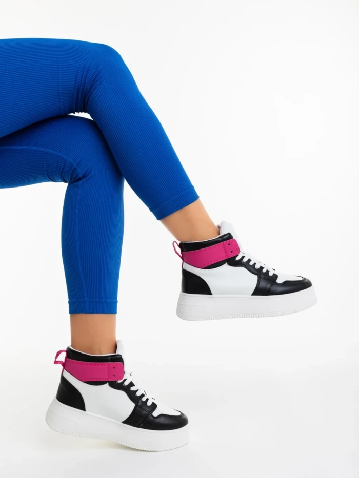 Дамски спортни обувки черни от екологична кожа Acilia