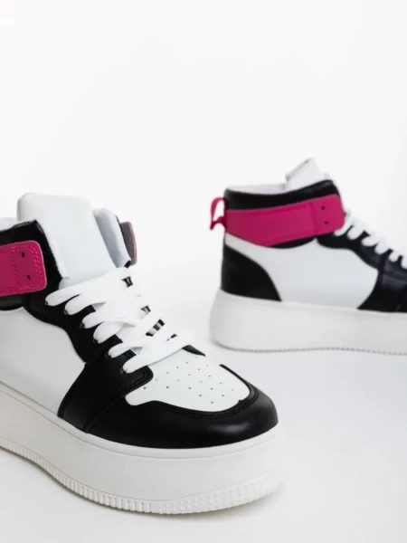 Дамски спортни обувки черни от екологична кожа Acilia