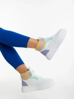 Дамски спортни обувки розови от екологична кожа Acilia