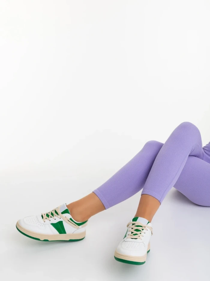 Дамски спортни обувки зелени от екологична кожа Petty