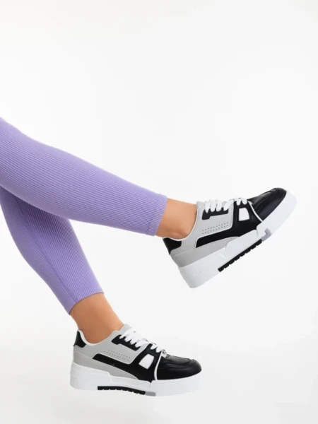 Дамски спортни обувки черни от екологична кожа Lowery