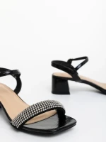 Дамски сандали черни от лачена екологична кожа Voleva