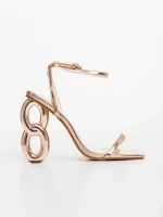 Дамски сандали цвят шампанско от лачена екологична кожа Valeta