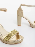 Дамски сандали златисти от екологична кожа Lenara