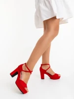 Дамски сандали с ток червени от текстилен материал Sinsara