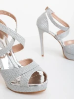 Дамски сандали с ток сребристи от текстилен материал Morita